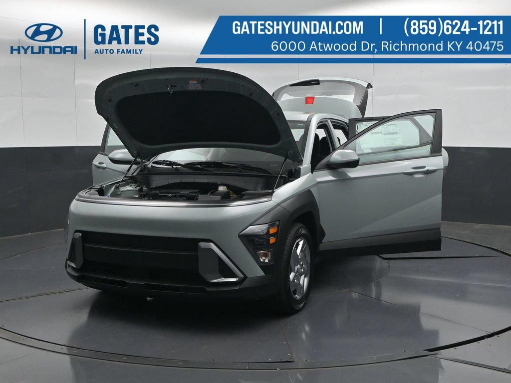 2026 Hyundai KONA SE