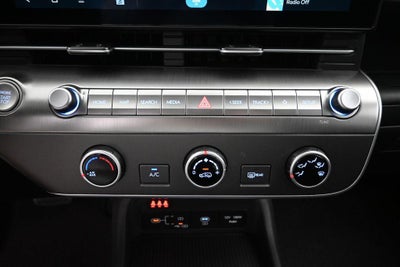 2027 Hyundai KONA SE