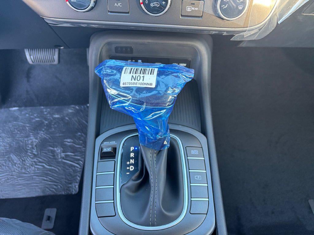 2027 Hyundai KONA SE