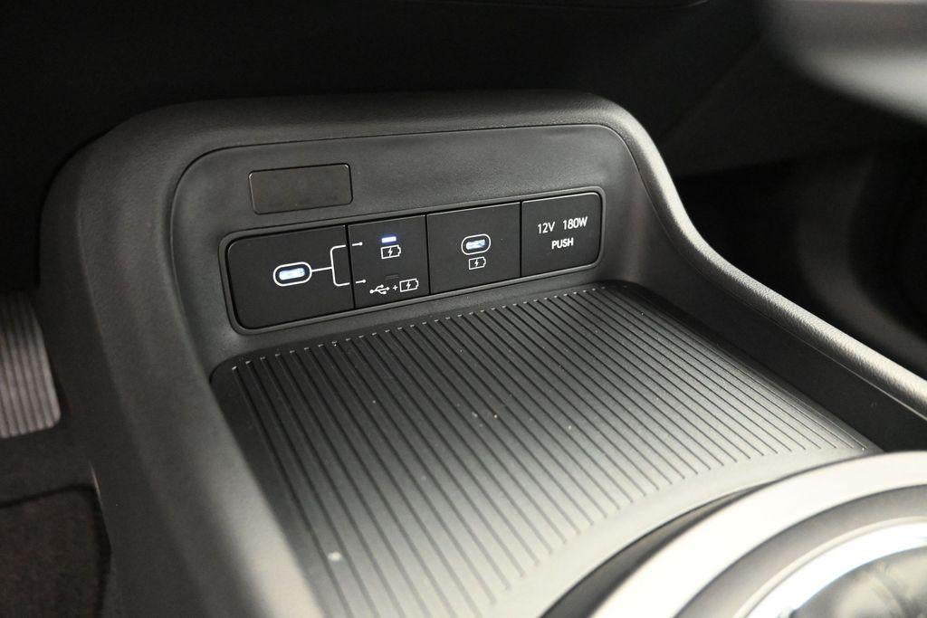 2027 Hyundai KONA SE
