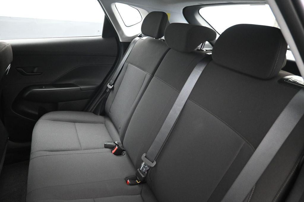 2027 Hyundai KONA SE