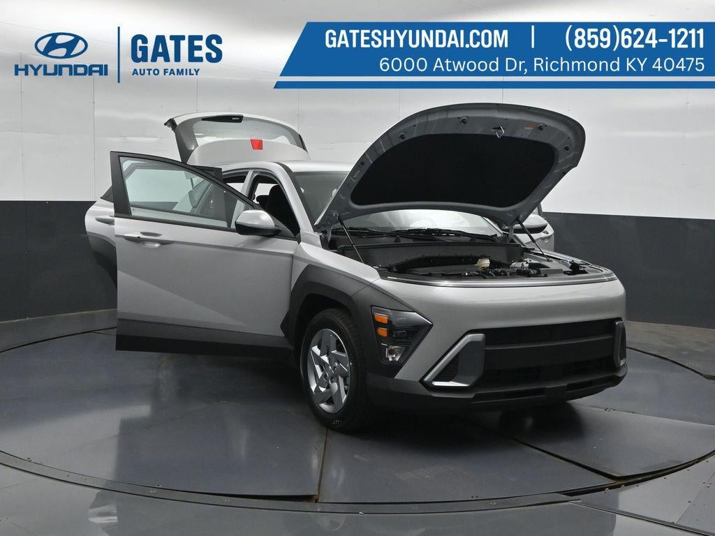 2027 Hyundai KONA SE