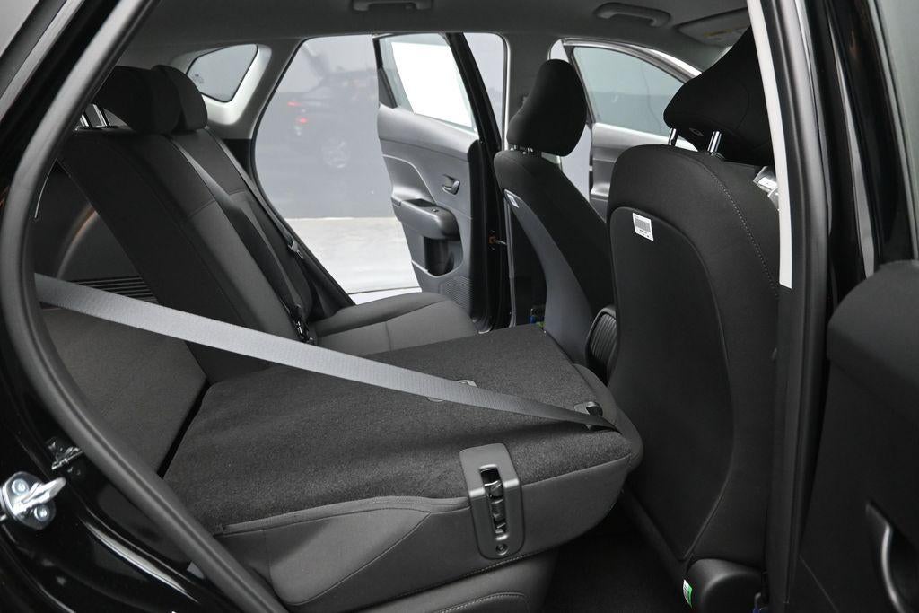 2027 Hyundai KONA SE