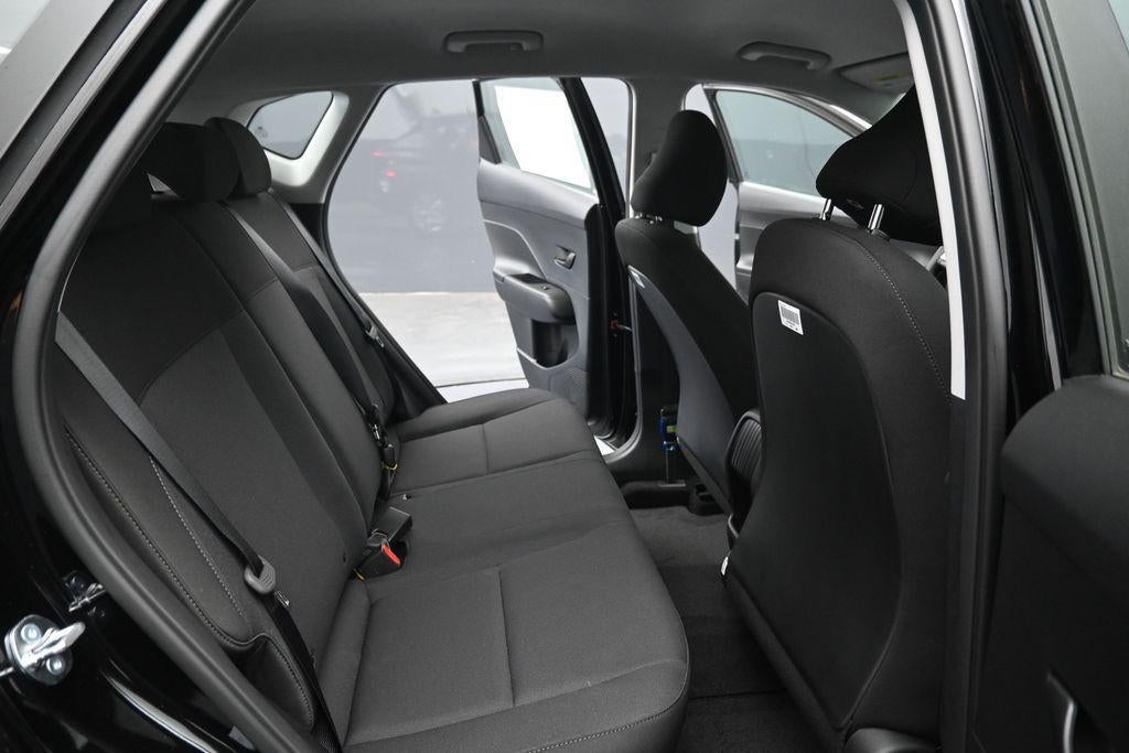 2027 Hyundai KONA SE