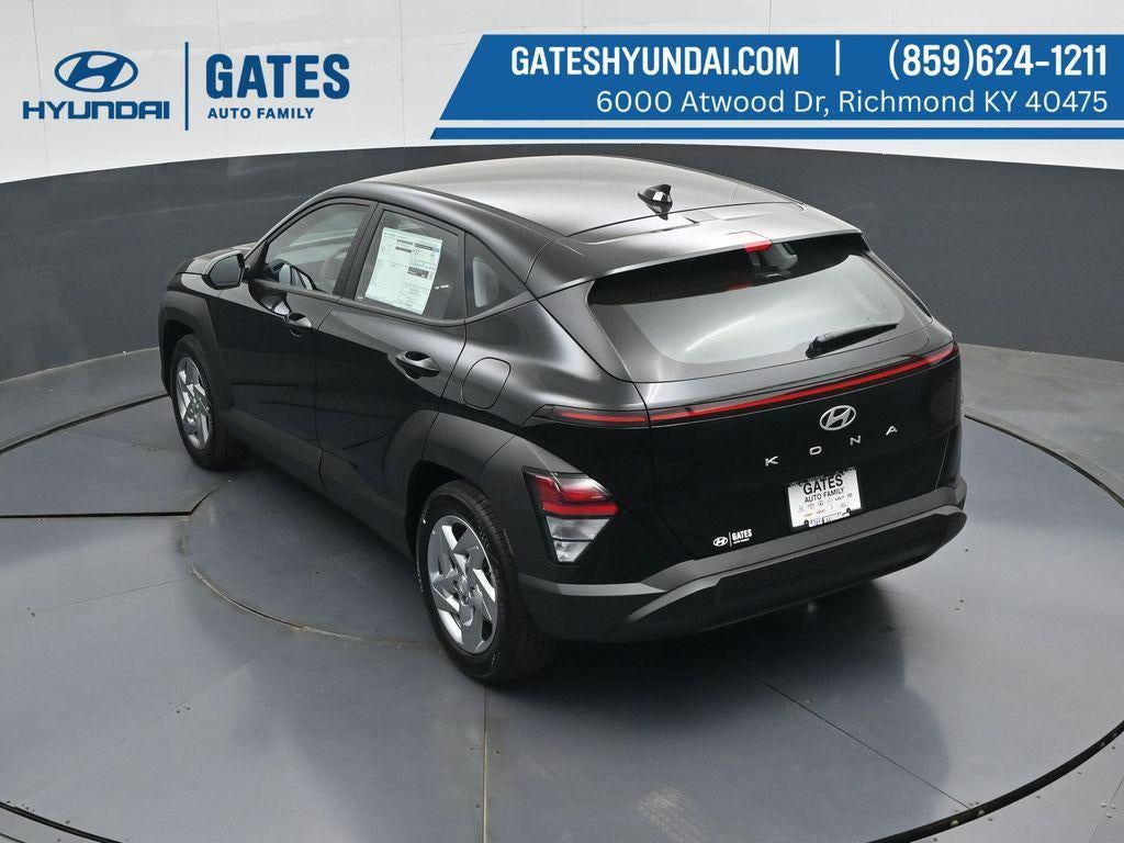 2027 Hyundai KONA SE
