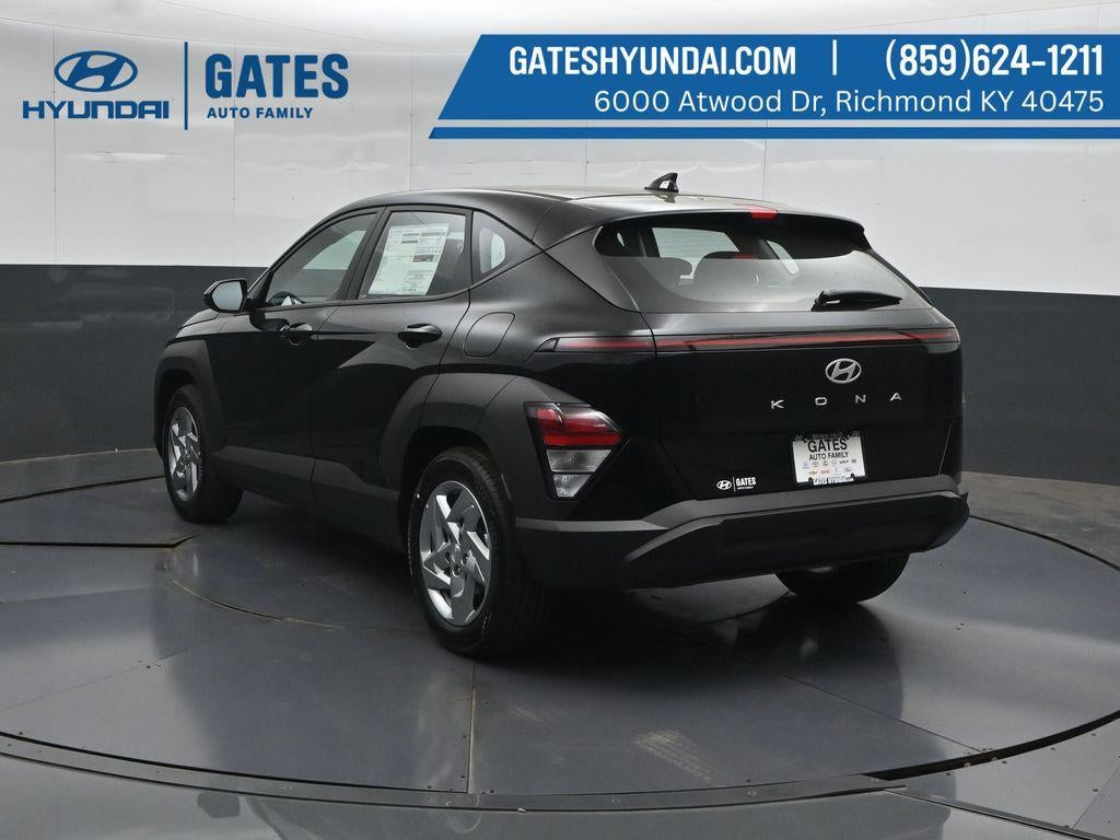2027 Hyundai KONA SE
