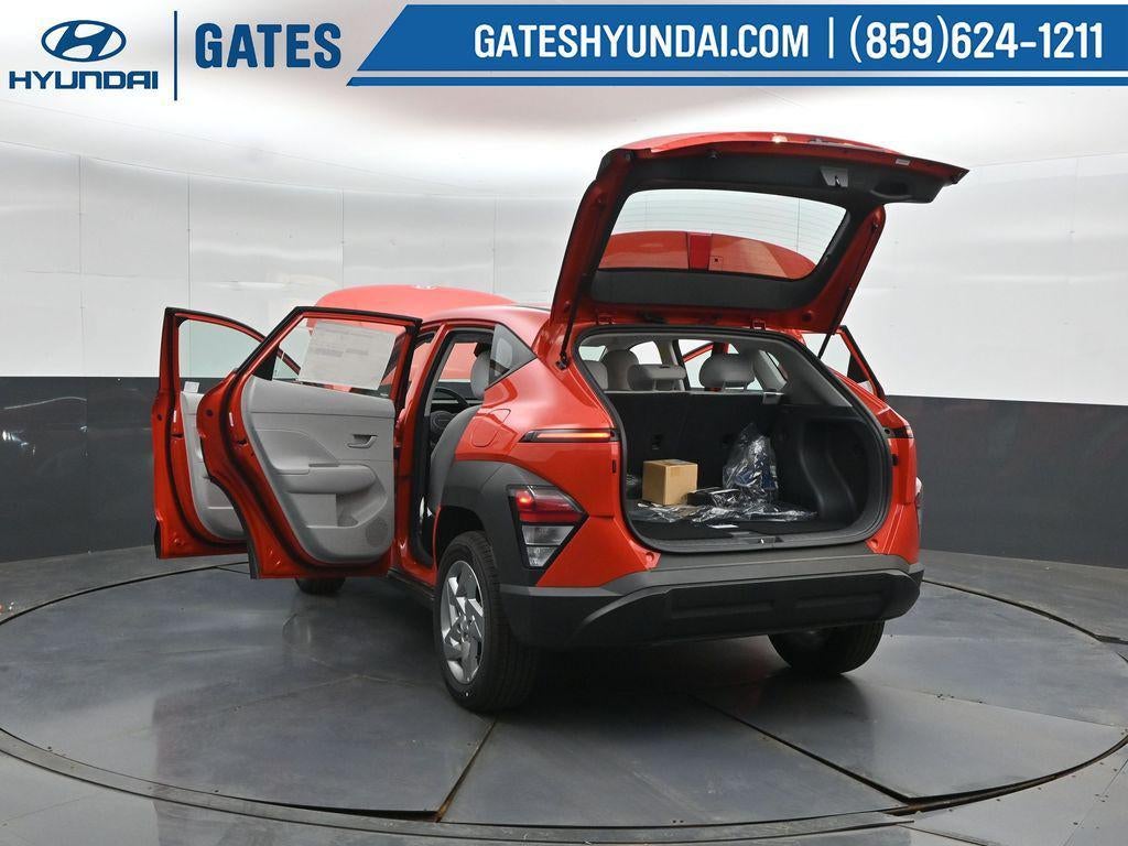 2026 Hyundai KONA SE