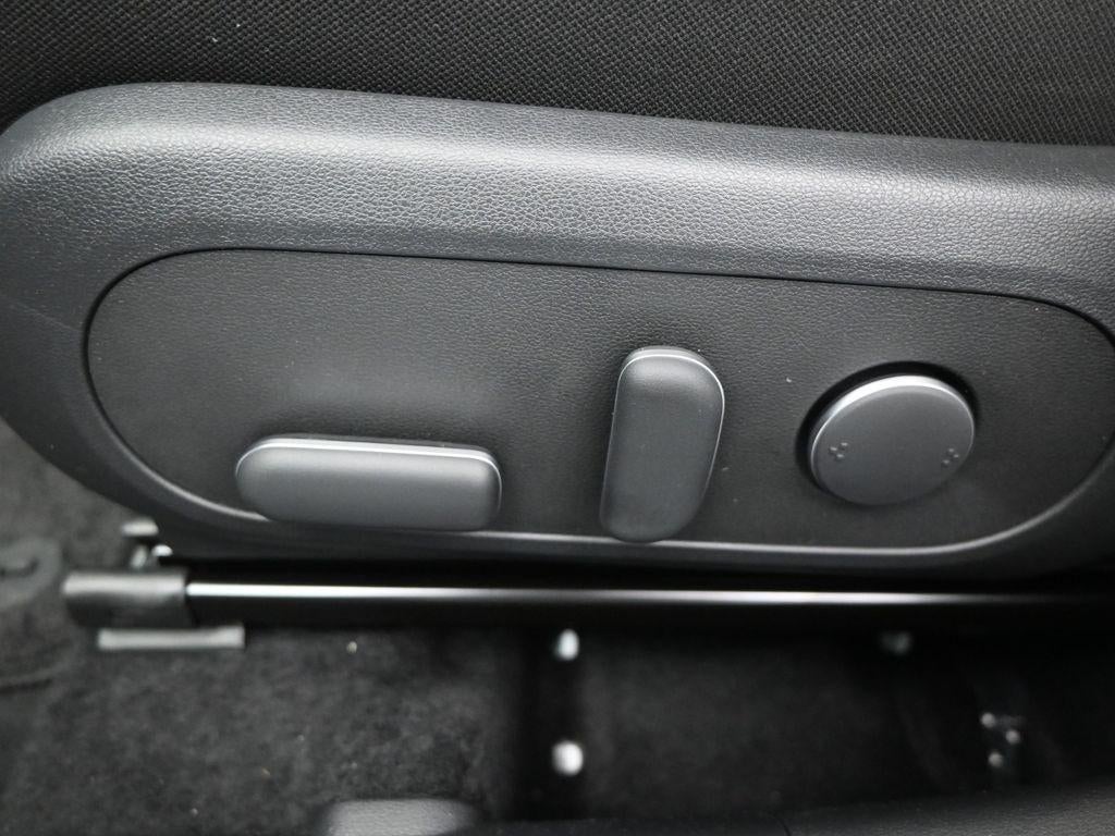 2025 Hyundai KONA SEL AWD