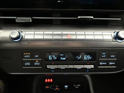 2025 Hyundai KONA SEL AWD