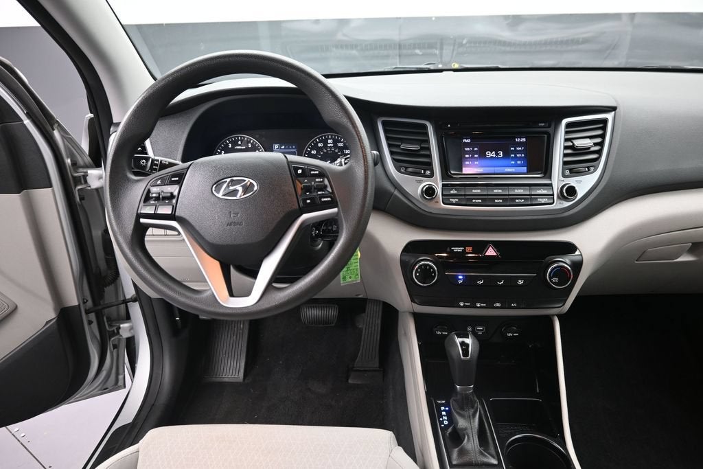 2018 Hyundai Tucson SE - Photo 11