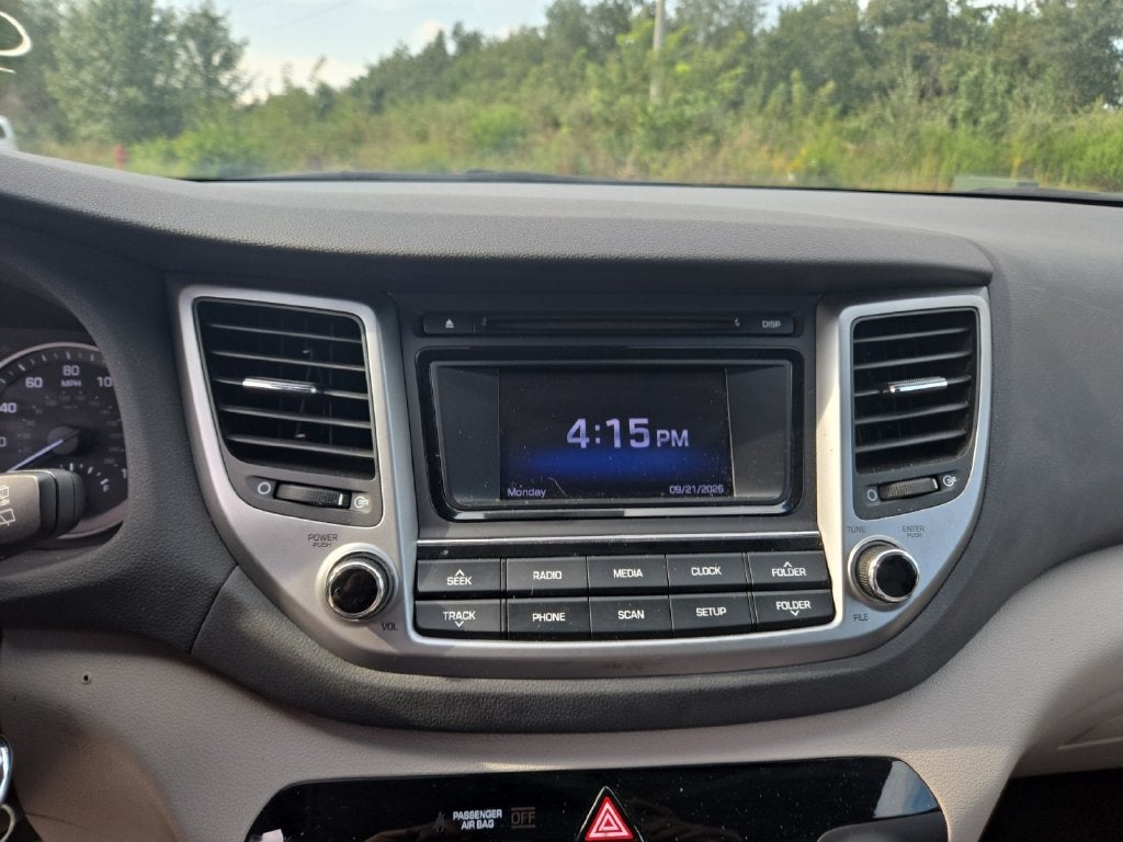 2018 Hyundai Tucson SE - Photo 10