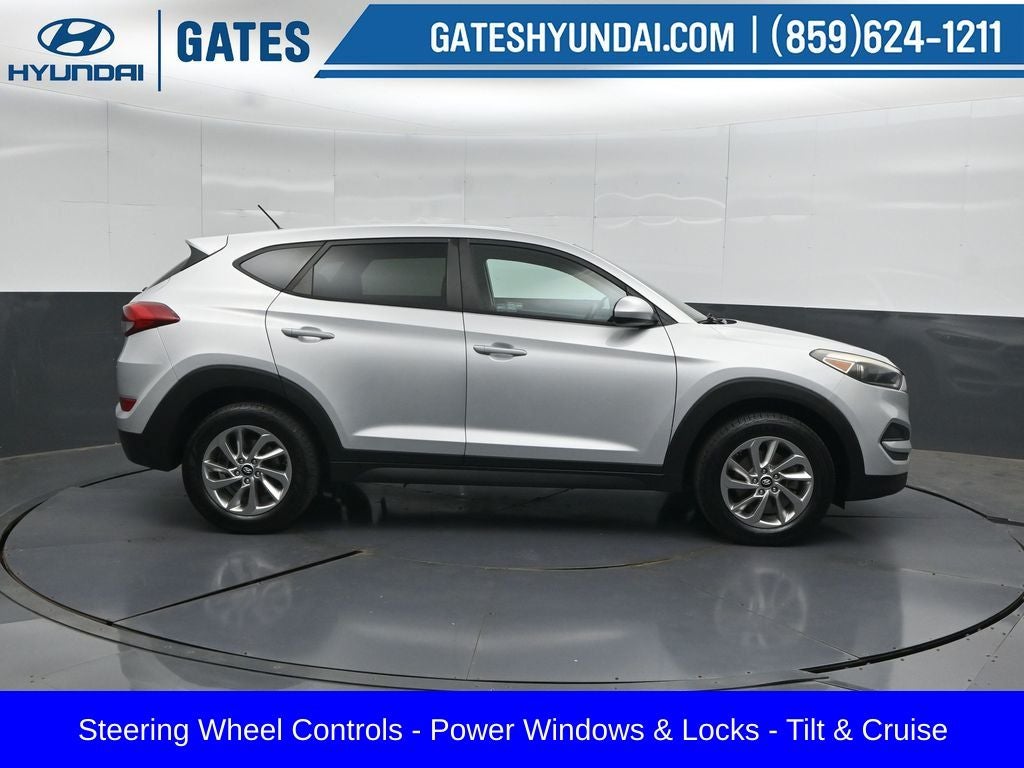 2018 Hyundai TUCSON SE