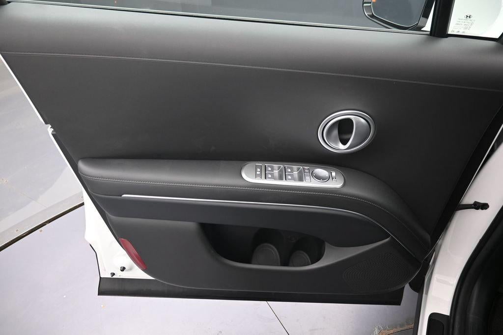 2027 Hyundai PALISADE SEL 7 Passenger