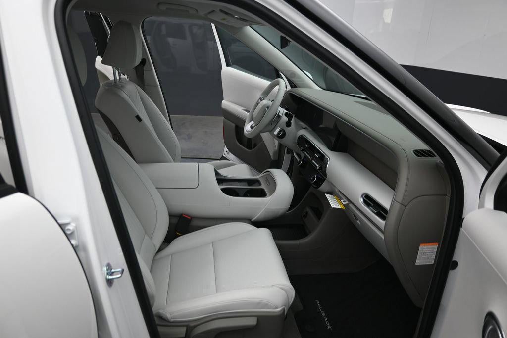 2027 Hyundai PALISADE HYBRID SEL 7 Passenger