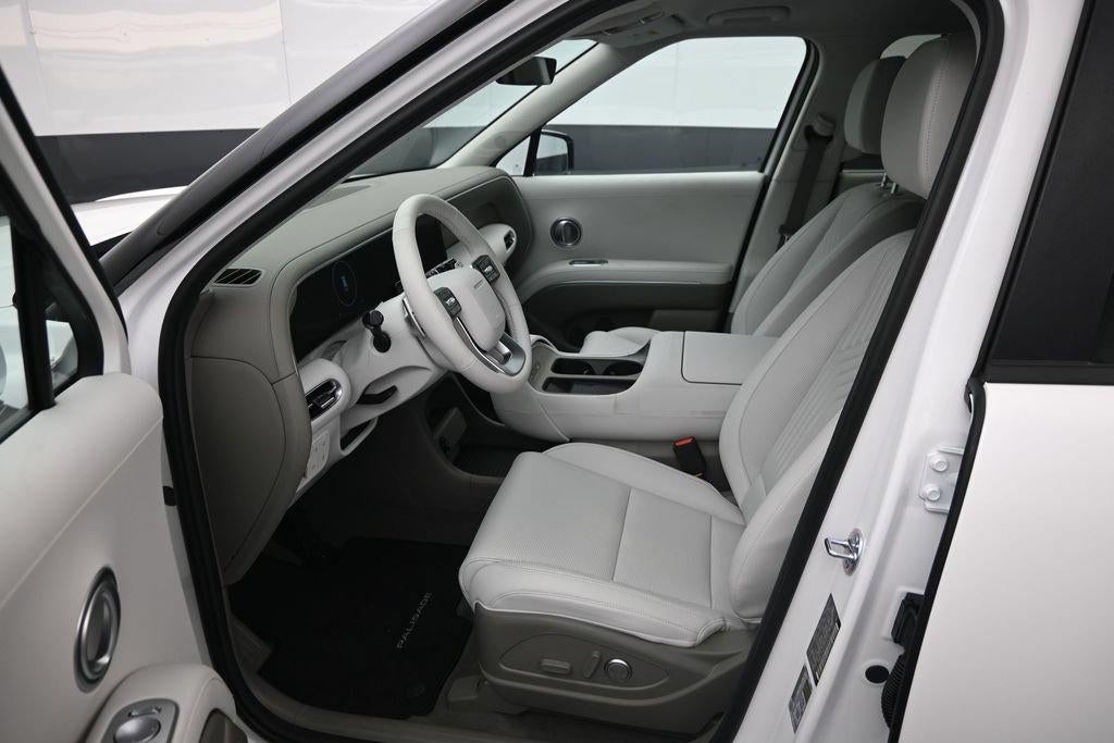 2027 Hyundai PALISADE HYBRID SEL 7 Passenger