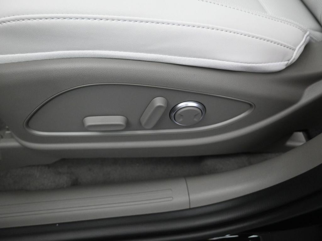 2026 Hyundai PALISADE HYBRID SEL 7 Passenger