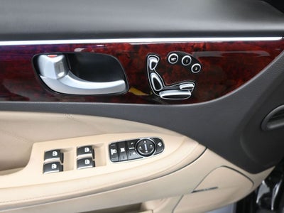 2012 Hyundai EQUUS Signature