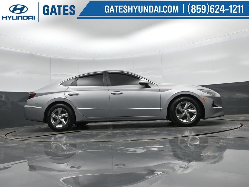 2023 Hyundai SONATA SE