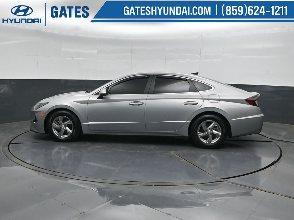 2023 Hyundai SONATA SE