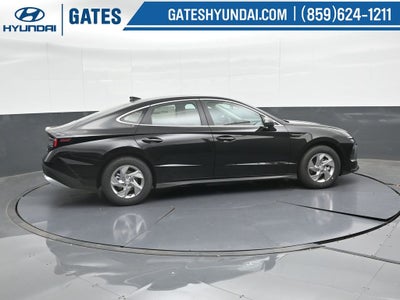 2025 Hyundai SONATA SE