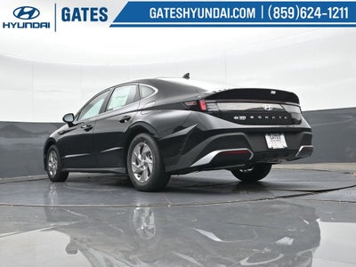 2025 Hyundai SONATA SE