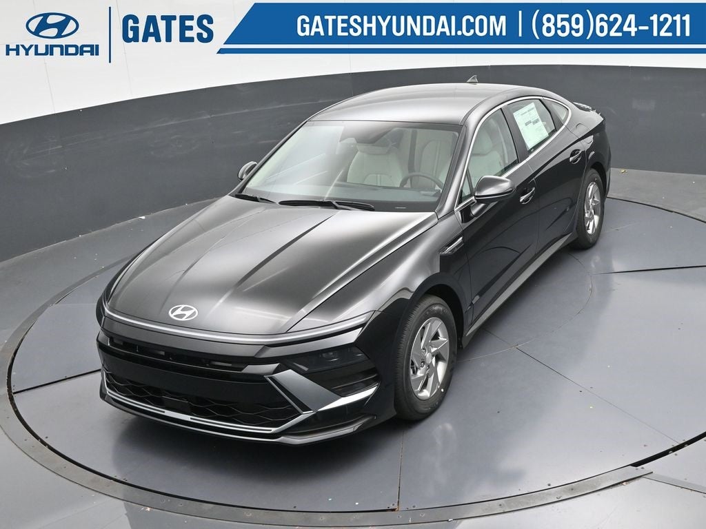 2025 Hyundai SONATA SE