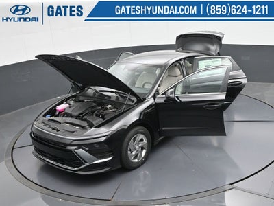 2025 Hyundai SONATA SE