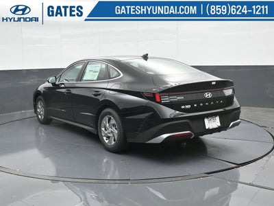 2025 Hyundai SONATA SE