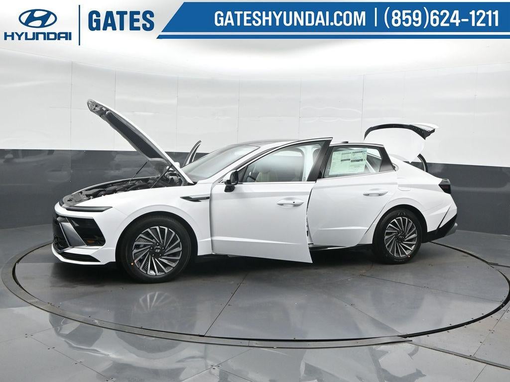 2026 Hyundai SONATA HYBRID SEL