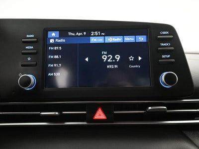 2025 Hyundai ELANTRA SE