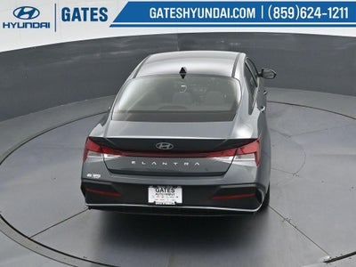 2026 Hyundai ELANTRA SE