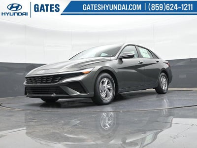 2025 Hyundai ELANTRA SE Active SRC