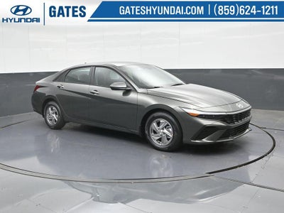2025 Hyundai ELANTRA SE Active SRC