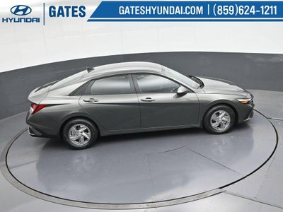 2025 Hyundai ELANTRA SE Active SRC