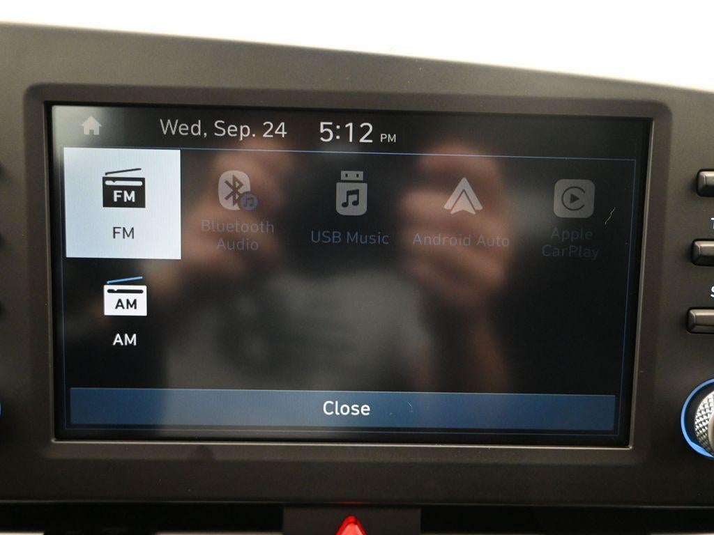 2025 Hyundai ELANTRA SE Active SRC