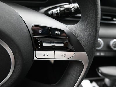 2025 Hyundai ELANTRA SE Active SRC
