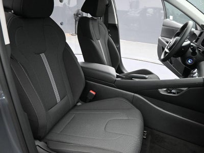 2025 Hyundai ELANTRA SE Active SRC