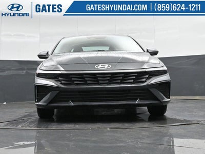 2025 Hyundai ELANTRA SE Active SRC