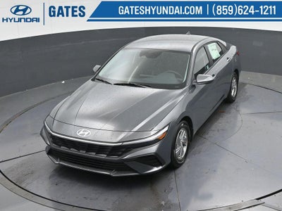 2025 Hyundai ELANTRA SE Active SRC
