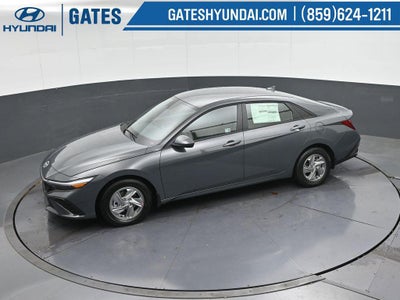 2025 Hyundai ELANTRA SE Active SRC