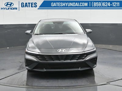 2025 Hyundai ELANTRA SE Active SRC