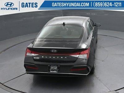 2026 Hyundai ELANTRA SE