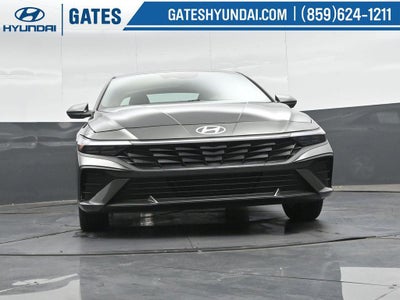 2026 Hyundai ELANTRA SE