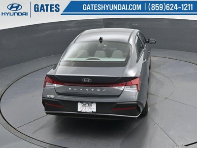 2026 Hyundai ELANTRA SE