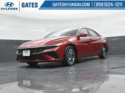 2024 Hyundai ELANTRA SEL