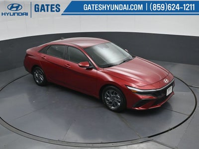 2024 Hyundai ELANTRA SEL