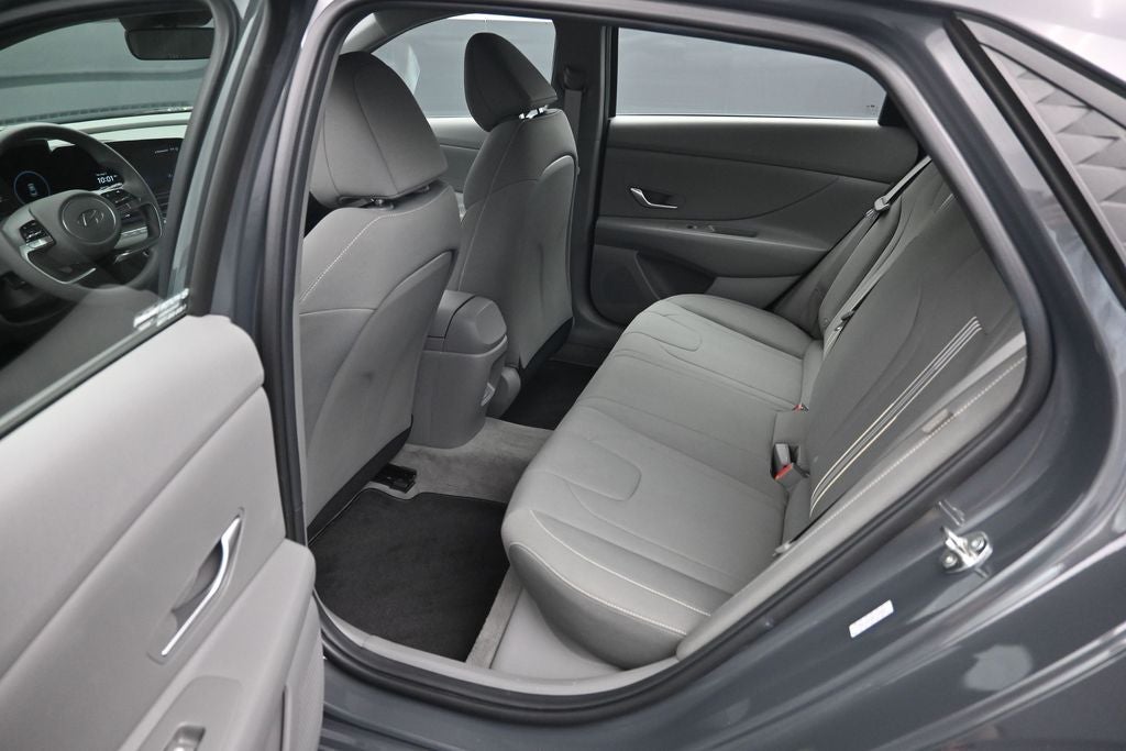 2024 Hyundai Elantra SEL - Photo 10