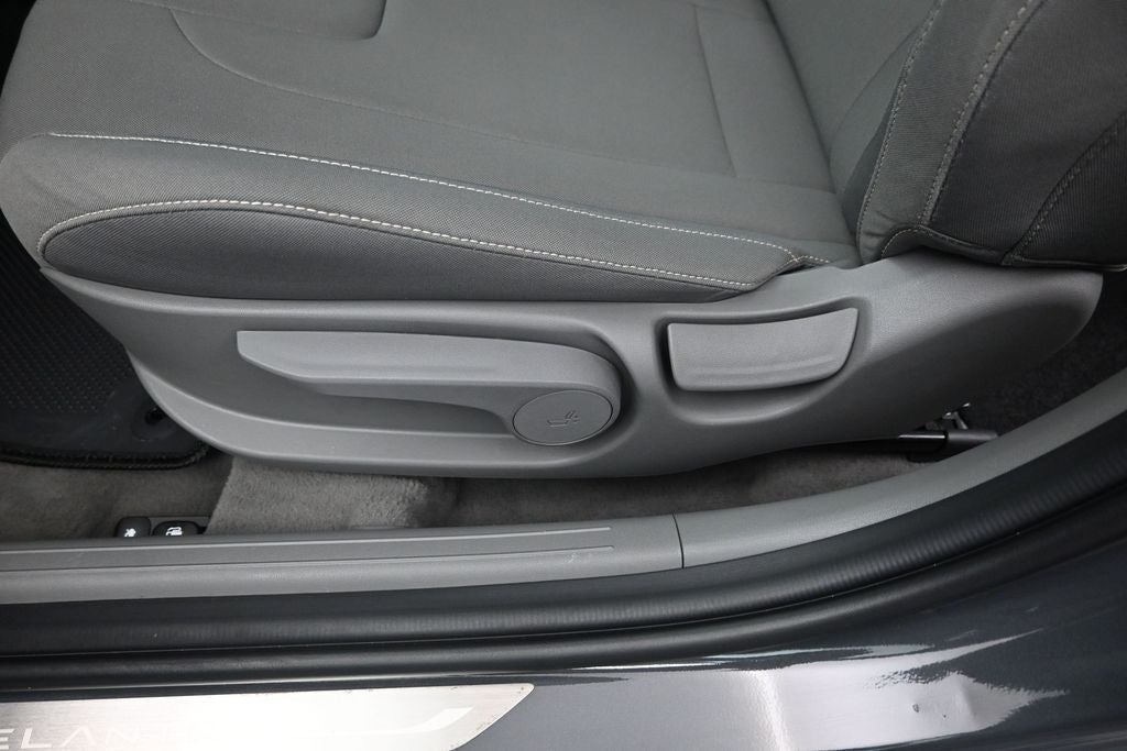2024 Hyundai Elantra SEL - Photo 25