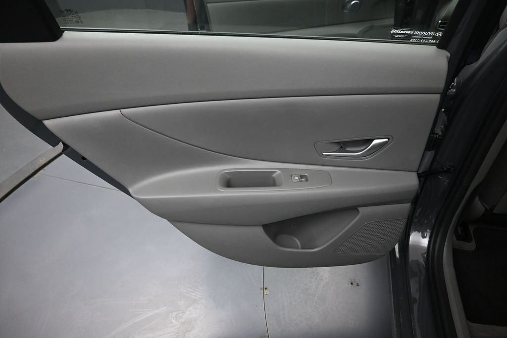 2024 Hyundai Elantra SEL - Photo 28