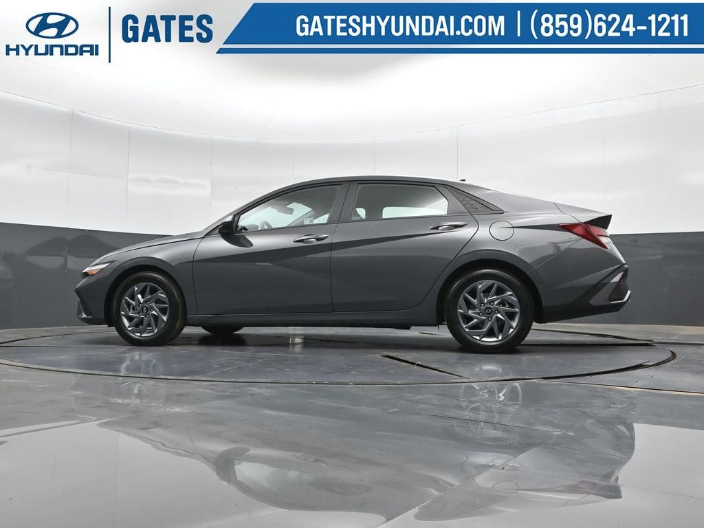 2024 Hyundai Elantra SEL - Photo 43